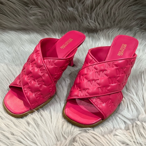 Michael Michael Kors Women’s heeled sandals. - Picture 3 of 7